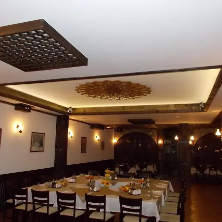 Hotel Panorama Family 3*