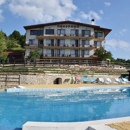 Hotel Panorama Family 3*